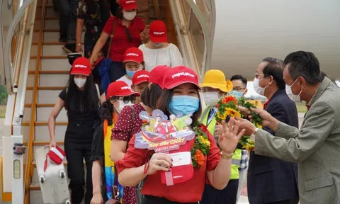 Mừng lễ 30/4 - 1/5 cùng Vietjet bay muôn nơi với 468.000 vé trọn gói chỉ từ 468.000 đồng