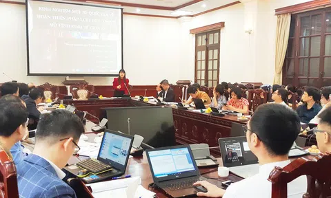 ‘Phải mạnh dạn dỡ bỏ rào cản pháp lý với mô hình kinh tế mới’