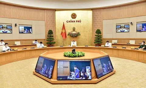 Thủ tướng triệu tập họp trực tuyến khẩn với Bắc Giang, Bắc Ninh về phòng chống COVID-19