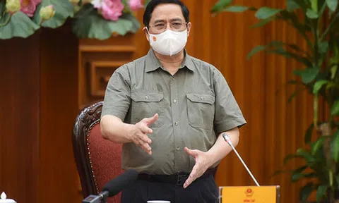 Thủ tướng: 'Phải có cách tiếp cận mới chống Covid-19'