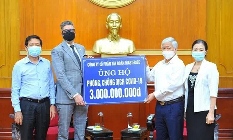 Phát động đợt cao điểm toàn quốc quyên góp ủng hộ phòng chống dịch COVID-19