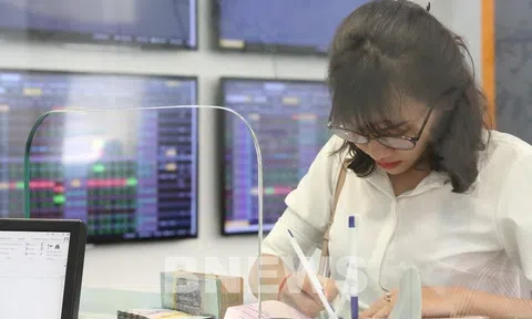 Bộ Tài chính nói gì về việc công ty chứng khoán "biến tướng" huy động vốn?