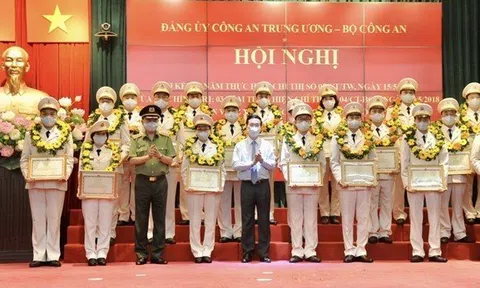 Xứng đáng là lá chắn thép bảo vệ chế độ, bảo vệ nhân dân