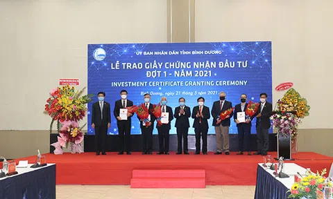 Bình Dương: Tổ chức Lễ trao Giấy chứng nhận đầu tư đợt 01/2021