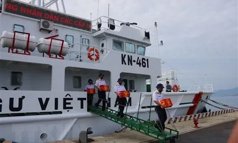 Hòm phiếu bầu cử sớm ở Trường Sa về đến đất liền
