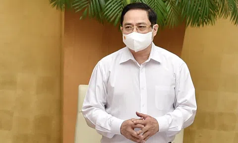 Thủ tướng Phạm Minh Chính: Xử lý nghiêm, kể cả xử lý hình sự việc lơ là chống dịch Covid-19