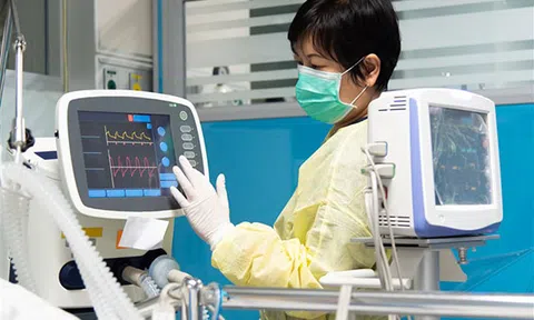 Sau Bắc Giang, Sun Group hỗ trợ Bắc Ninh 50 tỷ lắp đặt Trung tâm Hồi sức tích cực
