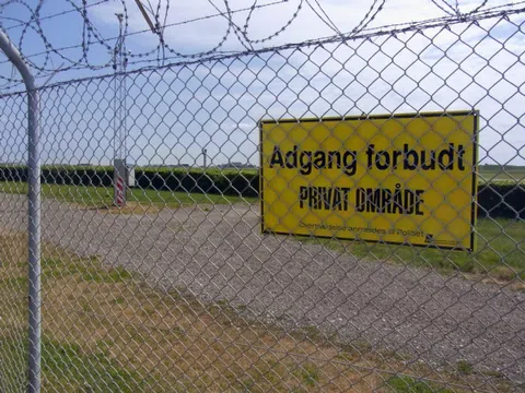 Tính giới hạn của quyền sử dụng sáng chế trong quyền sở hữu công nghiệp theo Luật Sở hữu trí tuệ Việt Nam