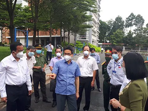 Phó thủ tướng Vũ Đức Đam: 'Ý thức người dân quyết định thắng, thua trong cuộc chiến chống Covid-19'