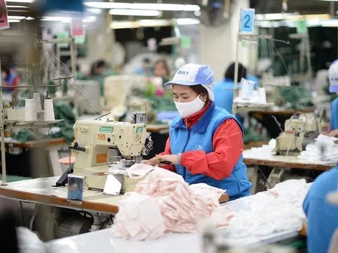 11 hiệp hội kiến nghị miễn giảm phí bảo hiểm xã hội