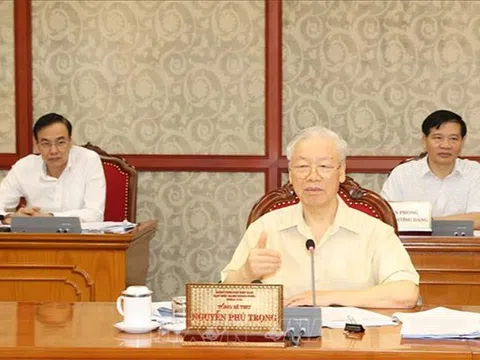 Bộ Chính trị nhất trí chủ trương xem xét thực hiện lùi thời điểm cải cách tiền lương mới