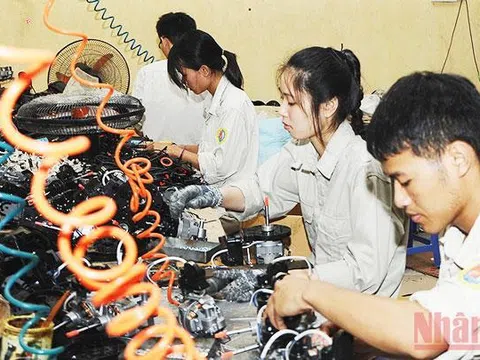 Kinh nghiệm đối phó đại dịch Covid-19 và phục hồi kinh tế