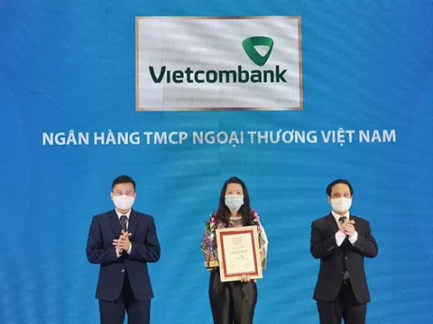 Vietcombank tiếp tục dẫn đầu bảng xếp hạng Top 10 ngân hàng thương mại uy tín năm 2021