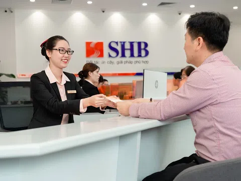 Tưng bừng sinh nhật 28 năm: SHB tri ân khách hàng 28.000 quà tặng