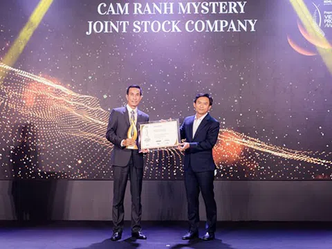 Hưng Thịnh Land lập cú đúp trong đêm trao giải Propertyguru VietNam Property Awards 2021