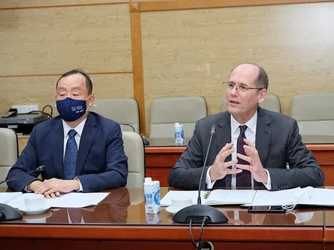 4 yếu tố trong việc kiểm soát và ứng phó với biến chủng Omicron