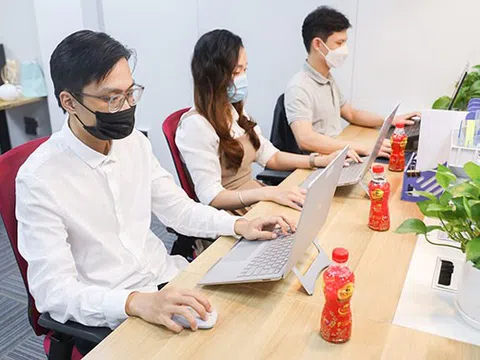 Trà Dr Thanh và những vật bất ly thân trong lúc bình thường mới của giới trẻ