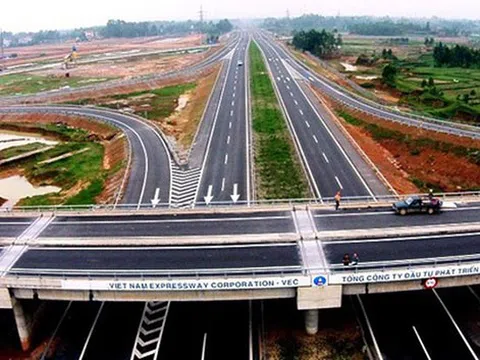 Bốn nội dung cấp bách dự kiến trình Quốc hội tại kỳ họp bất thường