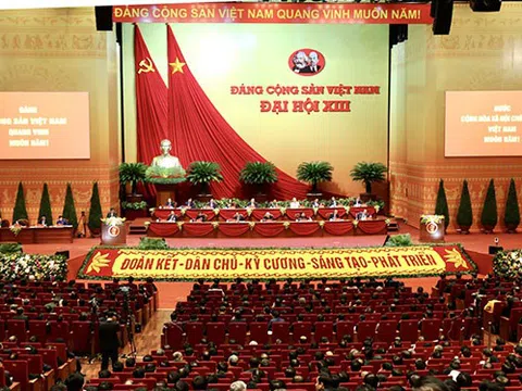 Kiên quyết, kiên trì đấu tranh phòng, chống tham nhũng, tiêu cực, xử lý nghiêm cán bộ sai phạm