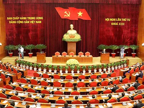 Ðấu tranh với sai phạm, tiêu cực trong Ðảng - niềm tin kết tinh từ hành động