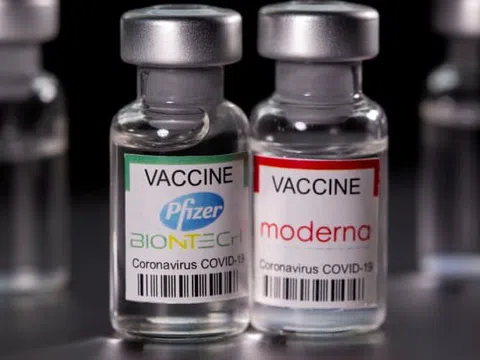 Pfizer và Moderna ước tính bỏ túi thêm tổng cộng 51 tỷ đô la trong năm 2022