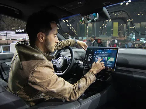 Vinfast hợp tác với Amazon tích hợp trợ lý giọng nói Alexa vào xe điện thông minh