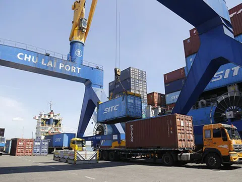 Gần 1,1 triệu tấn hàng hóa qua cảng Chu Lai trong 4 tháng đầu năm 2022