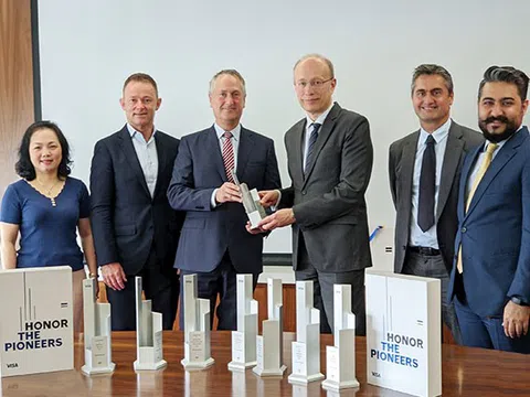 Techcombank tiếp tục được VISA vinh danh 8 giải thưởng, xuất sắc dẫn đầu về doanh số thanh toán thẻ tại thị trường Việt Nam