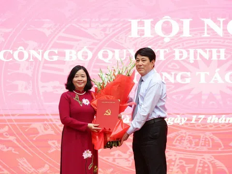 Đồng chí Bùi Thị Minh Hoài được phân công giữ chức Bí thư Thành ủy Hà Nội