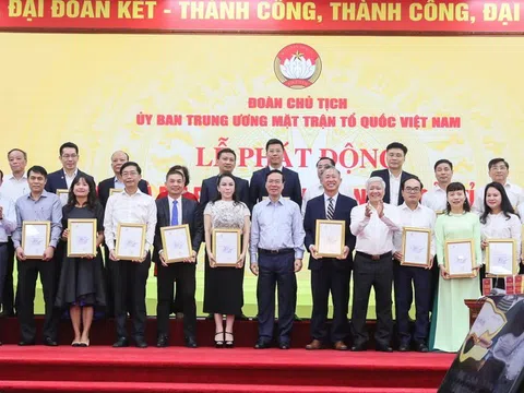 T&T Group ủng hộ 5 tỷ đồng hỗ trợ làm nhà cho người nghèo tỉnh Điện Biên