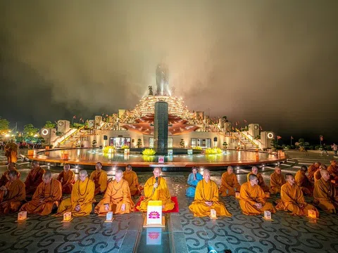 Vesak 2025: Loạt hoạt động trong ngày hội lớn nhất của Phật giáo tại núi Bà Đen