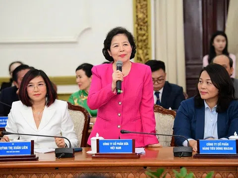 Vinamilk được vinh danh là doanh nghiệp tiêu biểu của TP.HCM nhân kỷ niệm 50 năm thống nhất đất nước