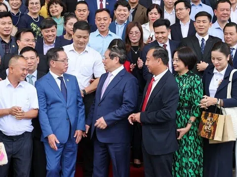 Luật sư giỏi, doanh nhân tiêu biểu có thể trở thành công chức mà không cần thi