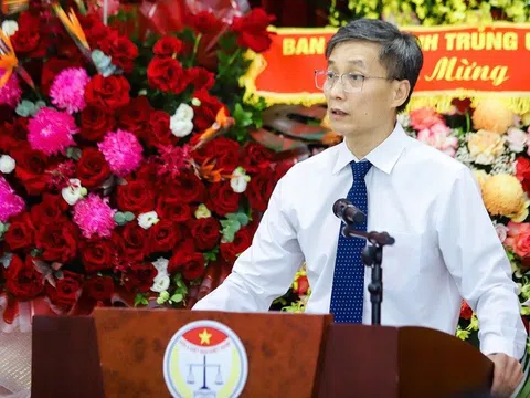 Khai mạc trọng thể Đại hội Đảng bộ TW Hội Luật gia Việt Nam lần thứ I: “Đoàn kết - Đổi mới - Trí tuệ - Dân chủ - Kỷ cương”