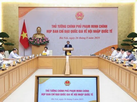 Thủ tướng: Khẩn trương trình Quốc hội cơ chế, chính sách đặc biệt, đột phá thực hiện hội nhập quốc tế