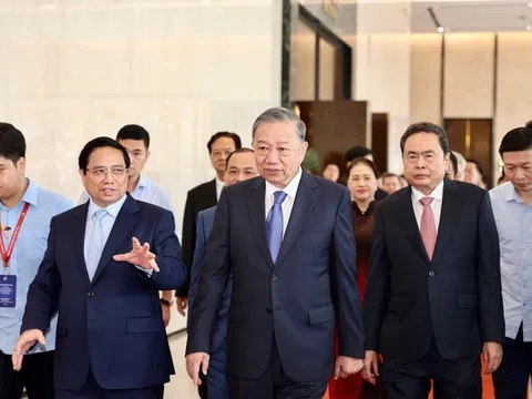 Thủ tướng: Triển lãm 80 năm tôn vinh lịch sử vẻ vang, lan tỏa lòng yêu nước, niềm tự hào, khát vọng vươn mình của dân tộc