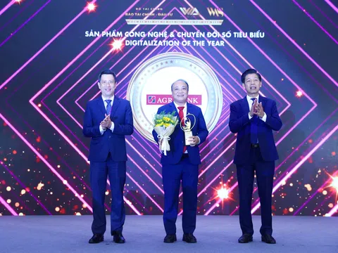 Đổi mới và sáng tạo, Agribank được vinh danh 3 giải thưởng Dịch vụ tài chính tiêu biểu năm 2025