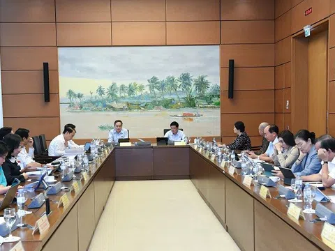 Chủ tịch Quốc hội: Tiếp tục đổi mới trong tư duy xây dựng pháp luật, để kết quả "đo" được bằng hiệu quả và chất lượng