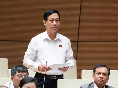 ĐBQH kiến nghị hoàn thiện chính quyền địa phương 2 cấp, cải thiện tiền lương, thu nhập cán bộ