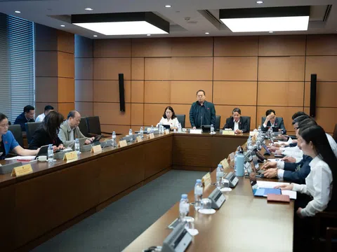 Luật hóa trách nhiệm của chủ sở hữu nền tảng thương mại điện tử để đảm bảo an toàn, minh bạch