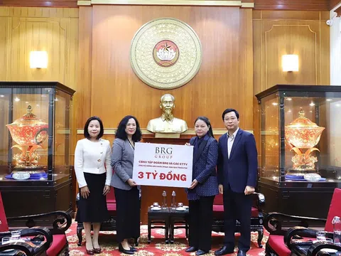 Tập đoàn BRG và Ngân hàng SeABank trao 5 tỷ đồng ủng hộ đồng bào khắc phục hậu quả thiên tai