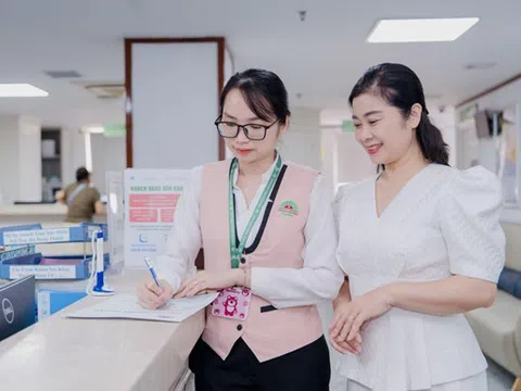 Đầu năm không chỉ cầu an - nhiều người chủ động khám sức khỏe để “giữ  bình an”