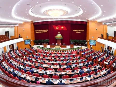 Trung ương yêu cầu sửa Bộ luật Hình sự, giảm hình phạt tù với người phạm tội không vụ lợi