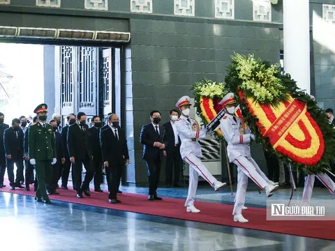 Trung ương Hội Luật gia Việt Nam viếng nguyên Bí thư Đảng đoàn, nguyên Phó Chủ tịch Hội Hà Mạnh Trí