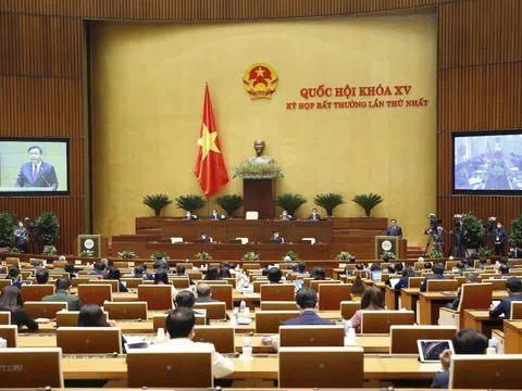 Quốc hội thông qua nhiều quyết sách quan trọng khơi thông điểm nghẽn, hỗ trợ phục hồi phát triển kinh tế