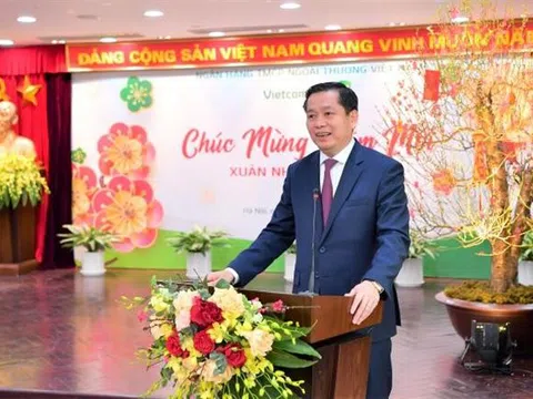 LÃNH ĐẠO ĐẢNG ỦY KHỐI DNTW VÀ NHNN CHÚC TẾT TẠI VIETCOMBANK NHÂN DỊP ĐẦU XUÂN NHÂM DẦN 2022