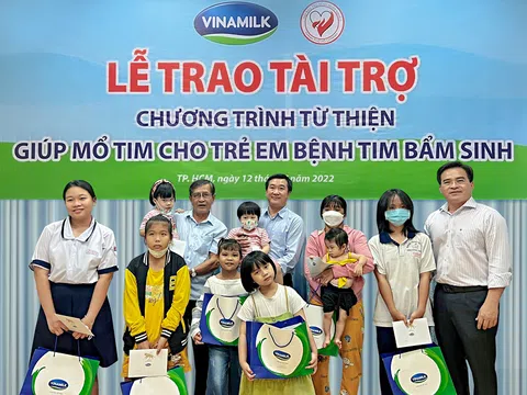 Gần 1.300 bệnh nhân nghèo đã được Vinamilk hỗ trợ phẫu thuật tim và mắt