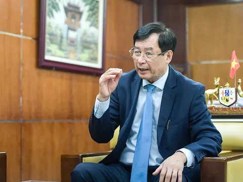 Phó Chủ tịch HLGVN, TS. Trần Công Phàn và Phó Chủ nhiệm Ủy ban Tư pháp Quốc hội, TS. Đỗ Đức Hồng Hà hiến kế cho công tác hoàn thiện hệ thống pháp luật, kiểm soát quyền lực và phòng, chống tham nhũng