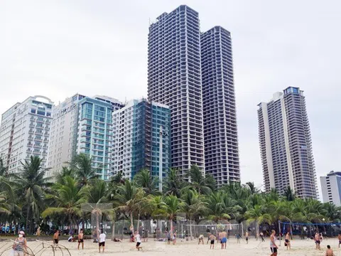 Cấp 'sổ đỏ' cho Condotel nếu đủ điều kiện; Đề xuất hoãn 11.000 tỷ thuế tiêu thụ đặc biệt với ôtô trong nước