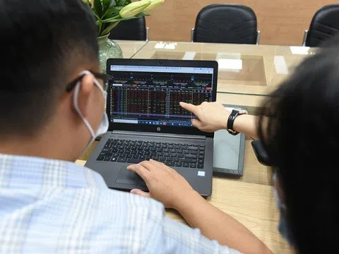 Nhà đầu tư phải ký giấy xác nhận tự chịu trách nhiệm khi mua trái phiếu